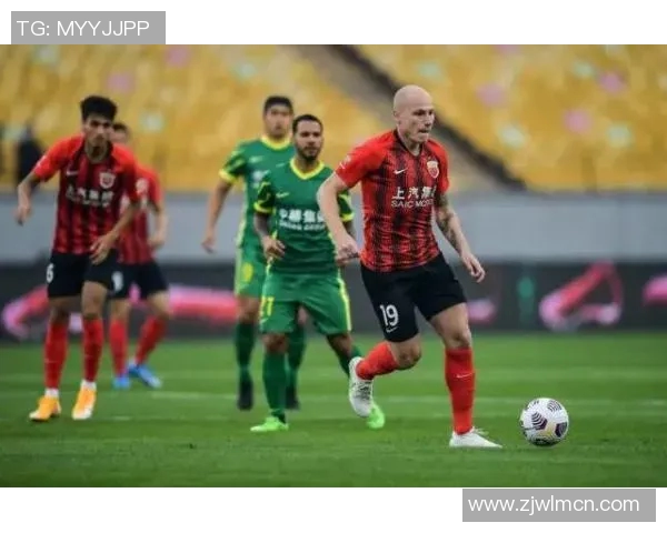 深圳足球队强势领跑联赛积分榜以54分稳居第一位置