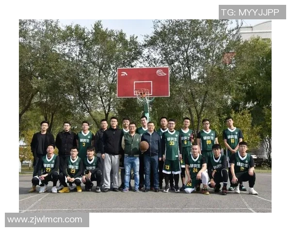 杭州篮球队灵活性变革引发热议探索新战术与团队协作的未来发展方向